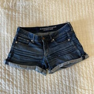 American Eagle women size 8 Jean shorts